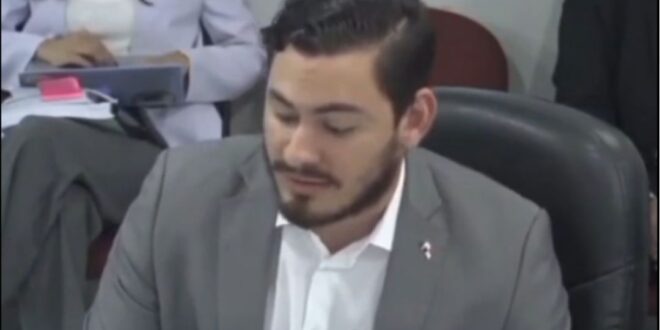 Diputado Juan Diego, Parquea al ministro de la Presidencia