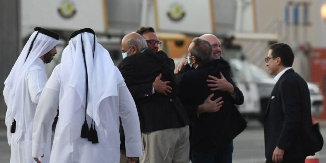 Estados Unidos e Irán realizan un histórico intercambio de prisioneros con mediación de Qatar