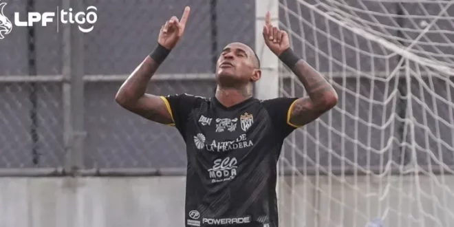 Carlos Small lidera la goleada del CAI sobre el Atlético Chiriquí