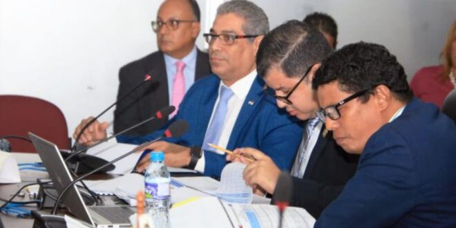 Ministerio de Economía y Finanzas (MEF) recomienda recortar el presupuesto del Ministerio de Salud (Minsa) para el 2024