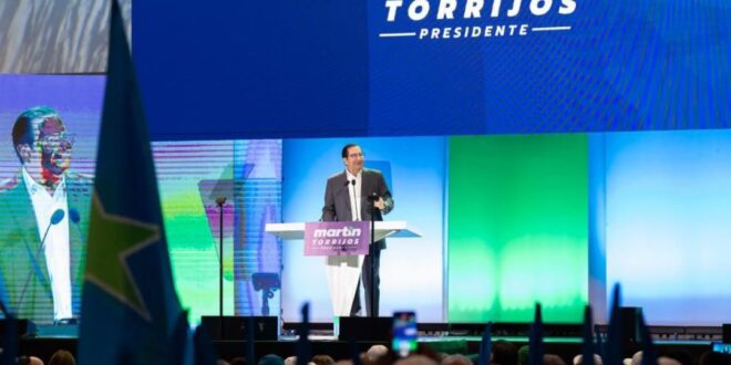 El Gobierno tiene que cumplirle a los jubilados, dice Martín Torrijos