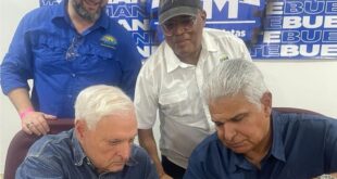 Martinelli y Mulino, inauguran centro politico de Ameglio con Chicheme