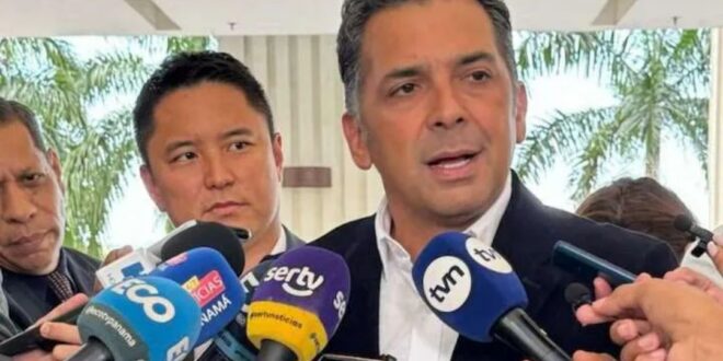 Michael Chen sería Presidente si el Cáncer de Lombana lo inhabilita.