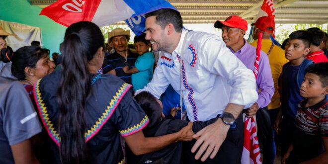 Gaby anuncia Ministerio Indigena ante miles de panameños en la Comarca Ngäbe Buglé