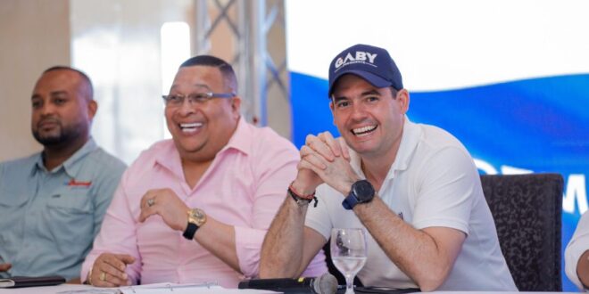 Gaby Carrizo le dice a Martinelli: Eres un Maleante y un Gánster