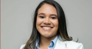 Joven es designada viceministra: María Alejandra Panay