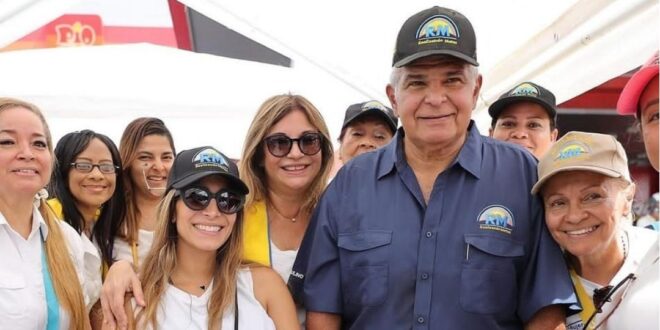 Mulino listo para tomar la bandera del loco