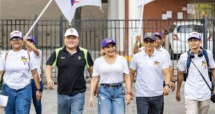 Yammy de Blandon; camina el Circuito 8-3