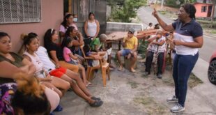 La comunidad es lo primero asegura HR. Gertrudis Kirton