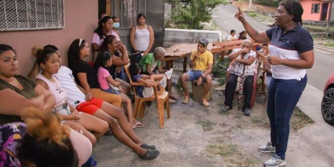 La comunidad es lo primero asegura HR. Gertrudis Kirton