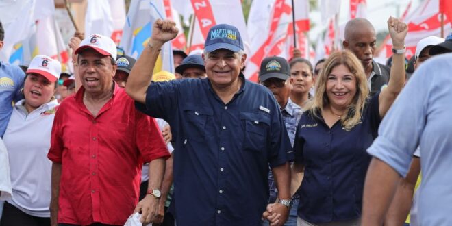 Mulino promete rescatar el agro y el turismo durante gira por Chiriquí