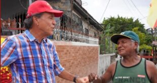 Pancho Alemán recorre San Miguelito puerta a puerta