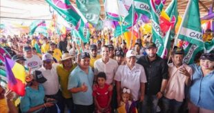 Rómulo Roux recorre Panamá Oeste