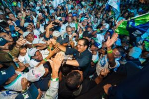 Aquí estoy; Martin Torrijos Espino hijo de Xenia y Omar Torrijos y vamos a Ganar