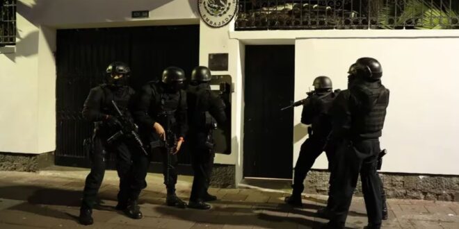 Ecuador irrumpe en la Embajada de México en Quito para detener a Jorge Glas