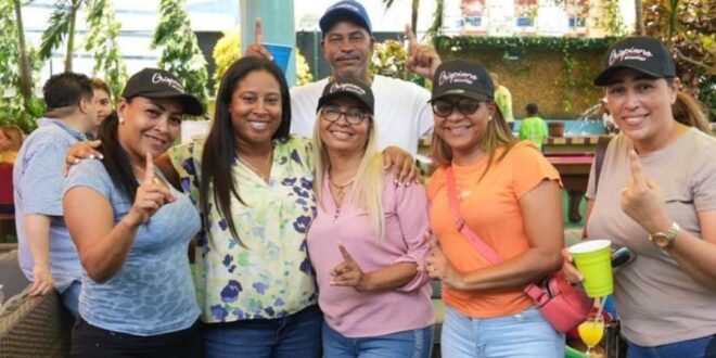 El PRD apuesta a un relevo en Calidonia Yatzumaly "Cosita" Worrel