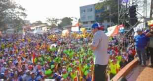 ¿Las Encuestas estarán equivocadas? Gaby Carrizo llena evento en Chorrera