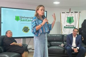 Martín propone que médicos hagan internado en hospitales privados certificados