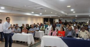 Más de 40 organizaciones sindicales anuncian respaldo a Martín Torrijos