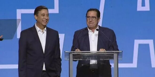 Meliton Arrocha retira candidatura y pide el voto para Martin Torrijos