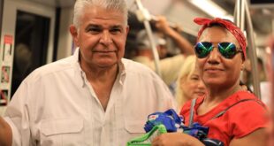 Mulino se monta a El Metro y afirma que extensión 3 concluirá en tiempo récord