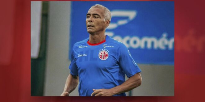 Romario vuelve al fútbol a los 58 años: lujos, selfies y emoción en su primer entrenamiento