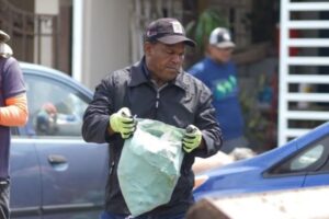 Yo predico con el ejemplo y lo hago siempre no en campaña: Héctor Carrasquilla