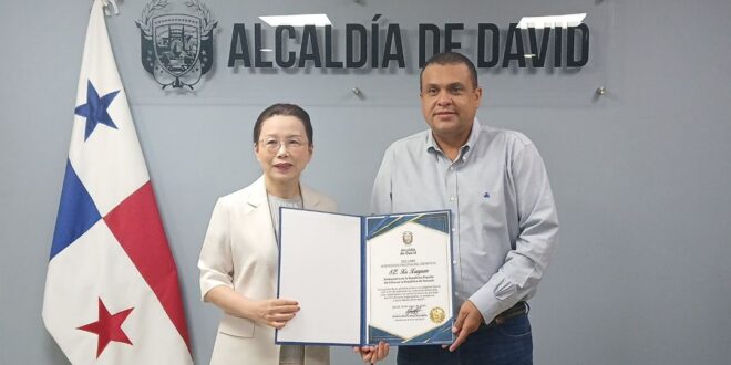 Embajadora de China, Xu Xueyuan: China, con un megamercado de 1400 millones de habitantes, está dispuesta a importar más productos de Panamá