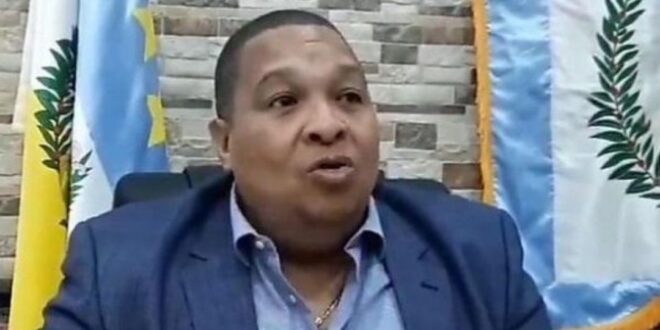 Ilegal la detención del Alcalde Alex Lee
