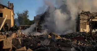 Kharkiv bajo fuego: Rusia arrecia su ofensiva con más de 120 bombardeos