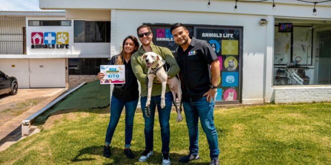 Mayer Mizrachi y Tina donan 5 mil dólares a veterinaria por salvar a Tinakito y otros perros de las calles