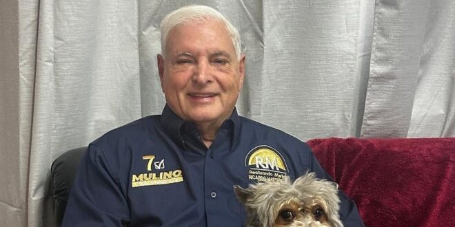 Ricardo Martinelli tiende un puente a su antiguo partido que le fue arrebatado por Rómulo Roux.