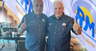 Con la Firma de Ricardo Martinelli, RM elige a Eduardo Camacho como candidato a Presidente