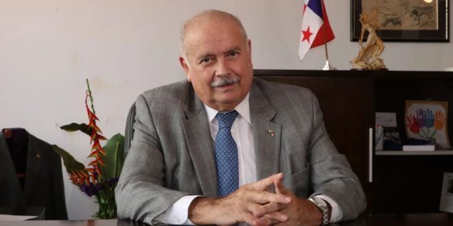 Miguel Antonio Bernal Villalaz, el agitador de conciencias. Por: Carlos Frenchy Castillo