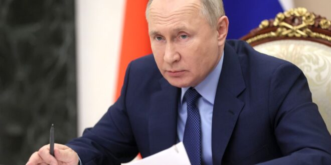 Putin Exige Retiro de Tropas y Renuncia a la OTAN para Negociar con Ucrania