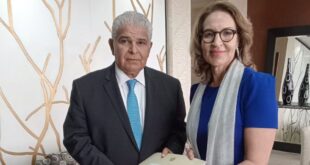 Rey de Marruecos Mohamend VI felicita al presidente electo Mulino