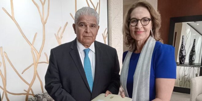 Rey de Marruecos Mohamend VI felicita al presidente electo Mulino