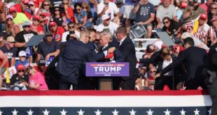 Alarma en Pensilvania: Trump evacuado tras tiroteo en acto de campaña