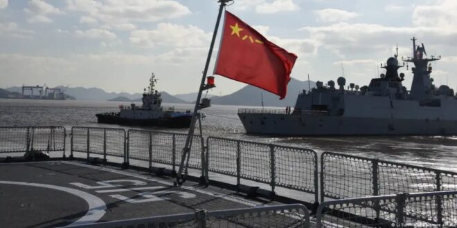 China Acusa a Japón de Violación de Soberanía por Incursión de Destructor en Aguas Territoriales