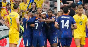 Países Bajos Golea 3-0 a Rumania y Avanza a Cuartos de Final de la Eurocopa