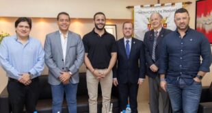 Ruíz Díaz Vicealcalde recibe al Gobernador de Córdoba Colombia