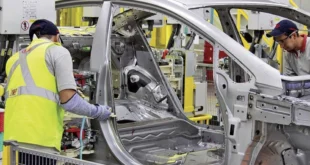 Crisis en la industria automotriz europea: la batalla de los fabricantes frente a la baja demanda y la competencia extranjera