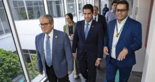 Panamá estudia modelo de hospital veterinario de El Salvador para su futura implementación
