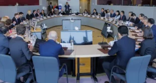 Conflicto comercial entre China y la UE se intensifica con aranceles a los coches eléctricos