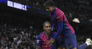 Policía española detiene a tres personas por insultos racistas en el Clásico
