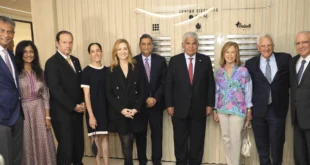 Presidente Mulino impulsa estrategias para atraer inversión extranjera en inauguración del Centro Ejecutivo del INCAE