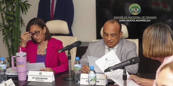 Comisión de Salud desmiente haber recibido informe de modificaciones a reformas de la CSS