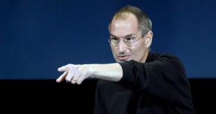 La estrategia de liderazgo de Steve Jobs para contratar: "Elegimos gente inteligente para que nos diga qué hacer"