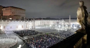 Leve mejoría en la salud del papa Francisco genera alivio en el Vaticano