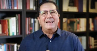 Martín Torrijos llama a la unión y a la defensa del Canal de Panamá